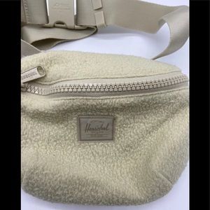 Herschel RARE Fanny pack